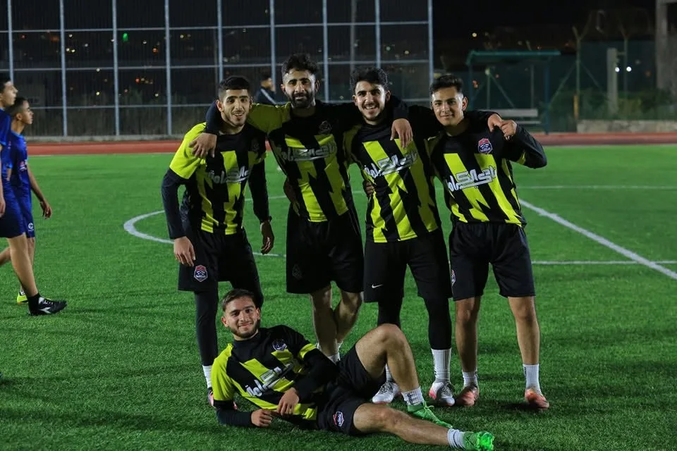 الفريق الأول يواصل تدريباته ... 