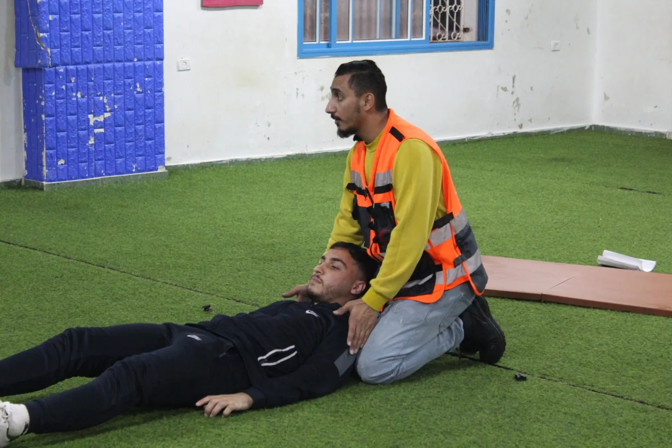 نادي الكرامة ينظم دورة إسعاف أولي 